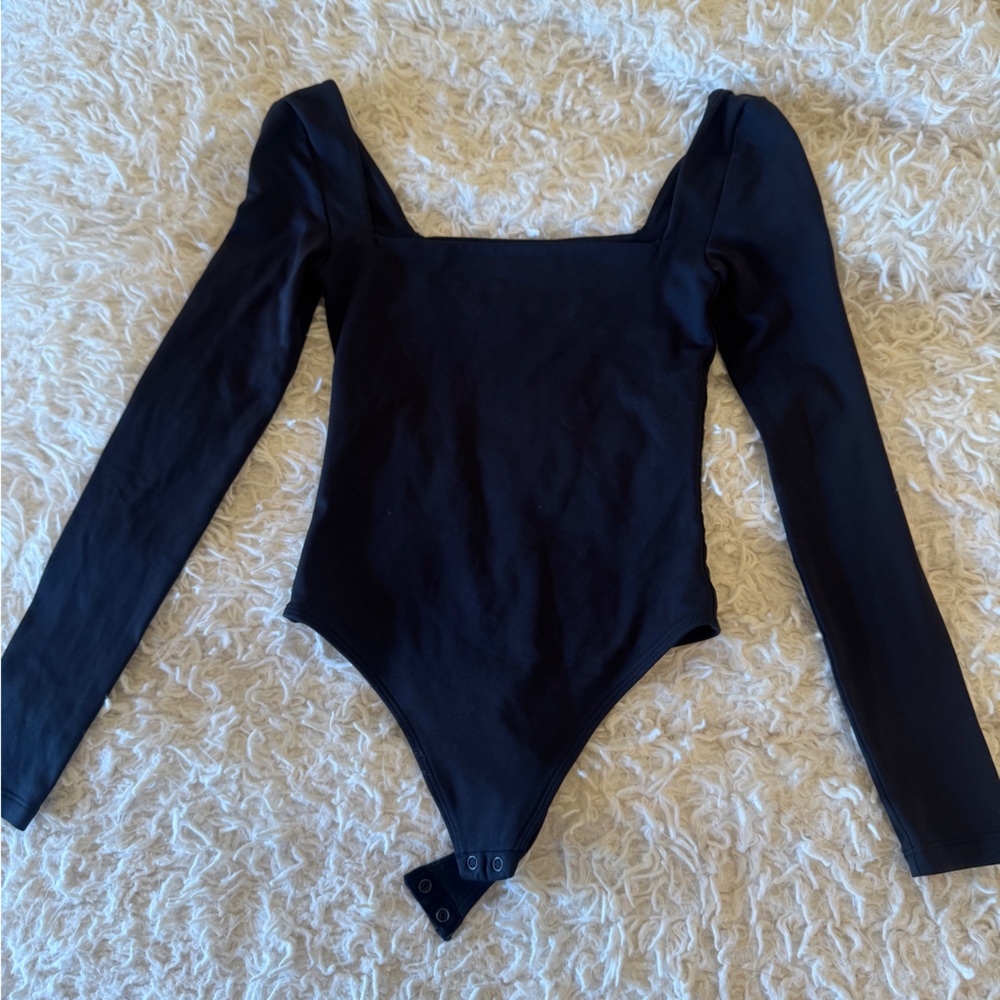 Babaton square neckline bodysuit